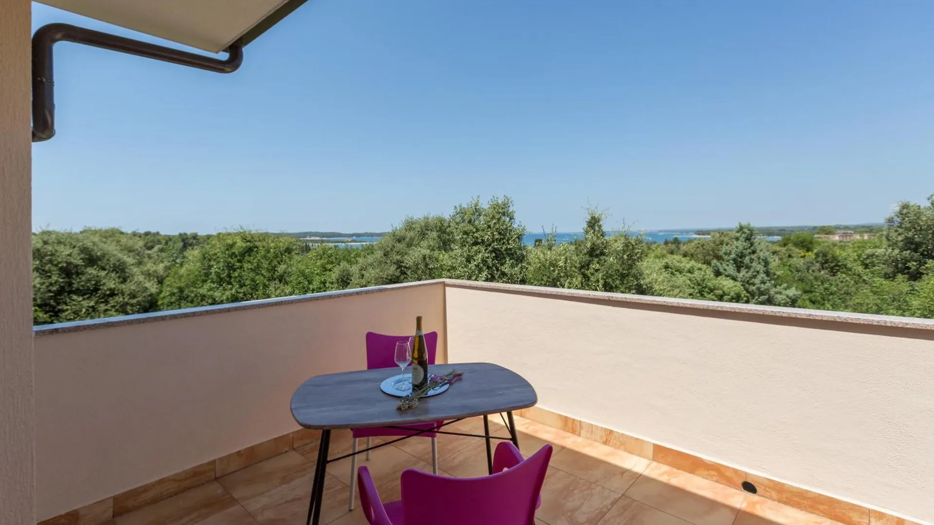 Apartments Puntizela 92 Πούλα 0*,