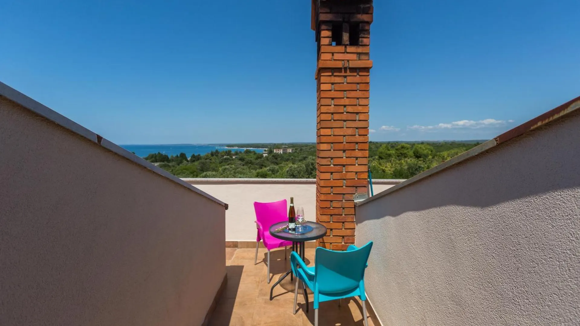 Apartments Puntizela 92 Πούλα