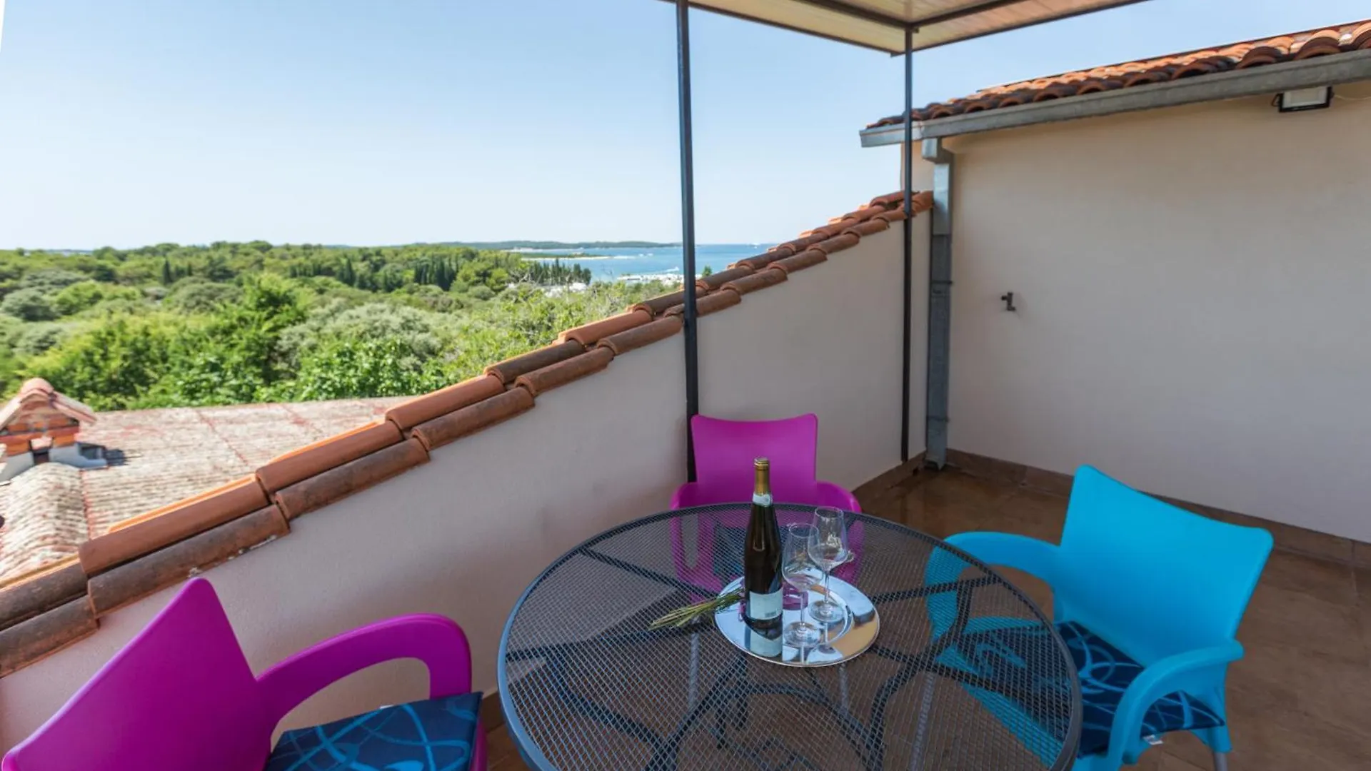 Apartments Puntizela 92 Πούλα