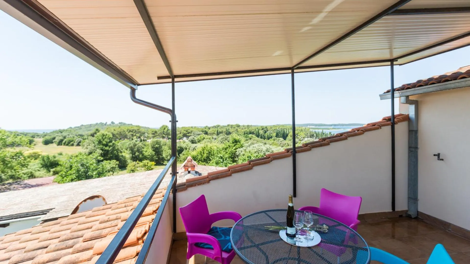 Apartments Puntizela 92 Πούλα